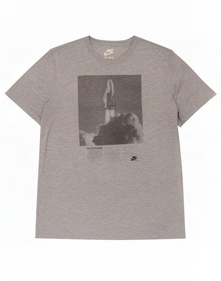 T-shirt grafica Nike da uomo con vestibilità regolare, top grande in poliestere grigio