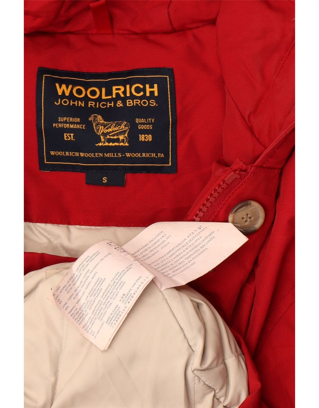 Giacca imbottita con cappuccio da donna Woolrich UK 10 piccola in cotone rosso