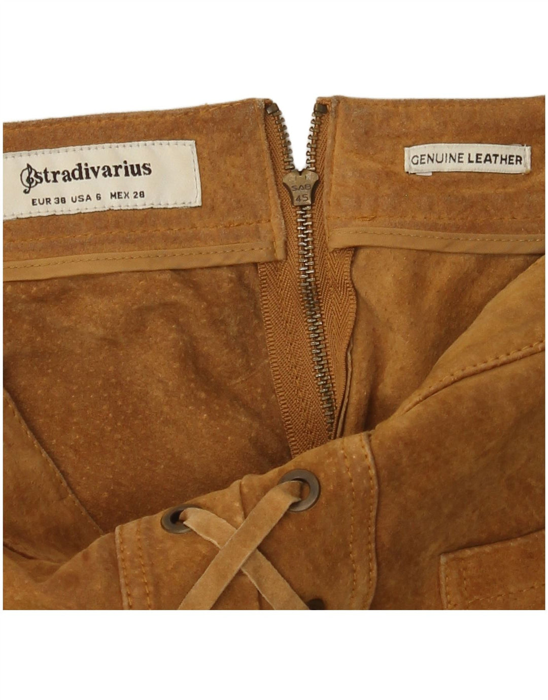 Minigonna in pelle scamosciata da donna Stradivarius EU 38 piccola W28 in pelle beige