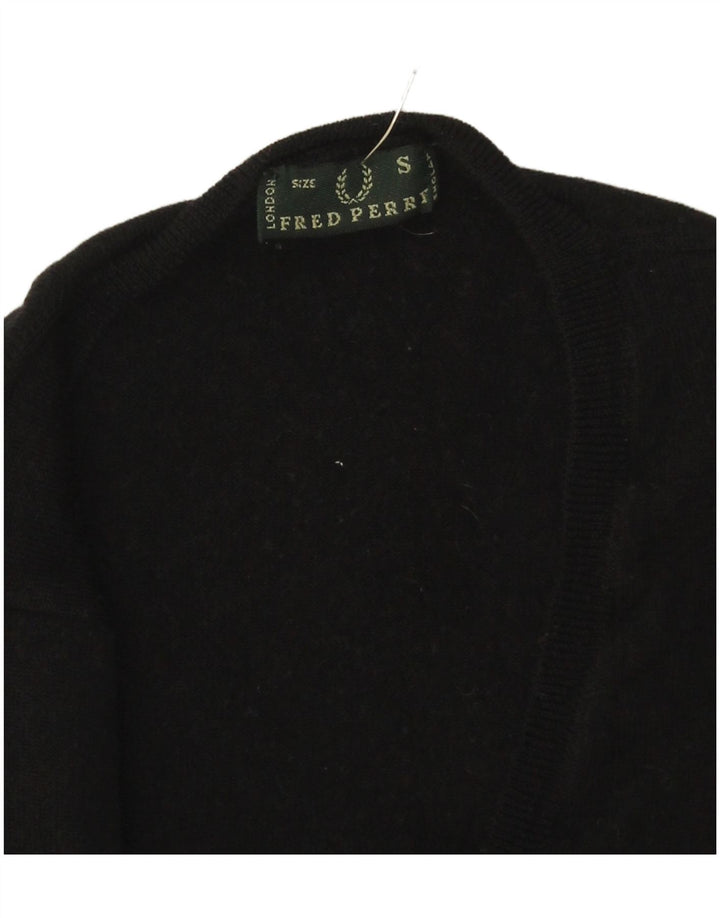 Maglione da donna con scollo a V Fred Perry UK 8 piccolo in lana merino nera