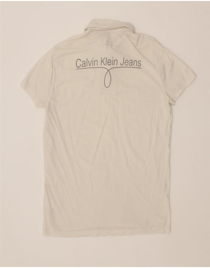 CALVIN KLEIN JEANS Mens Graphic Polo Shirt Medium White Cotton Vintage Calvin Klein Jeans and Second-Hand Calvin Klein Jeans from Messina Hembry 