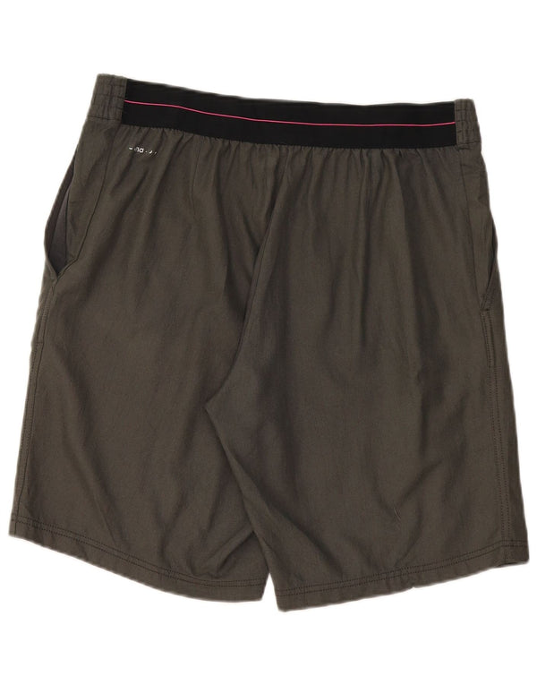 Pantaloncini sportivi Adidas Climacool da uomo di grandi dimensioni in poliestere grigio