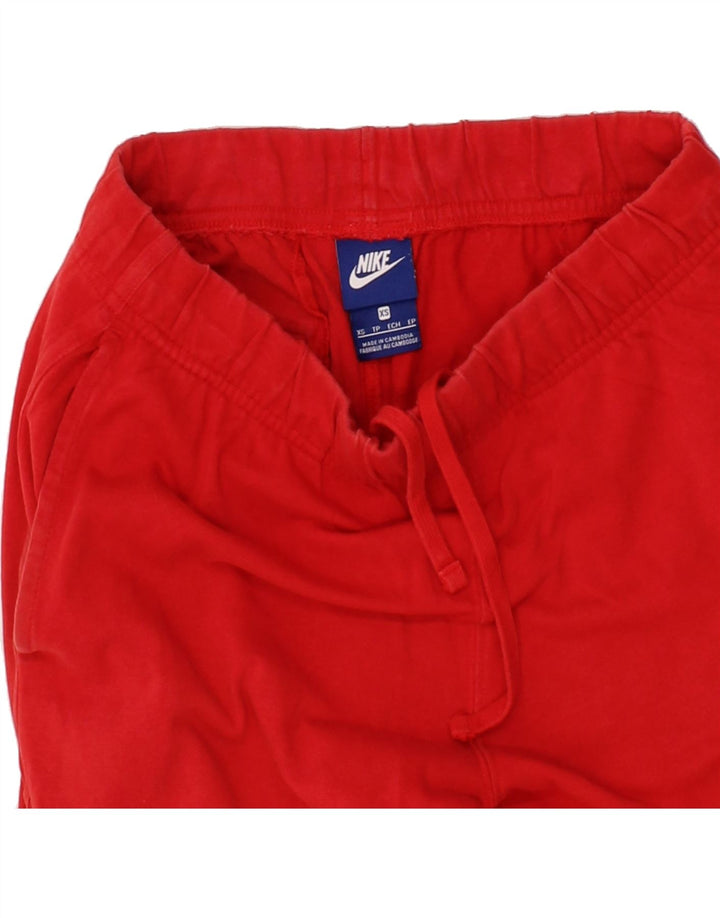 NIKE Mens Sport Shorts XS Red Vintage Nike and Second-Hand Nike from Messina Hembry 