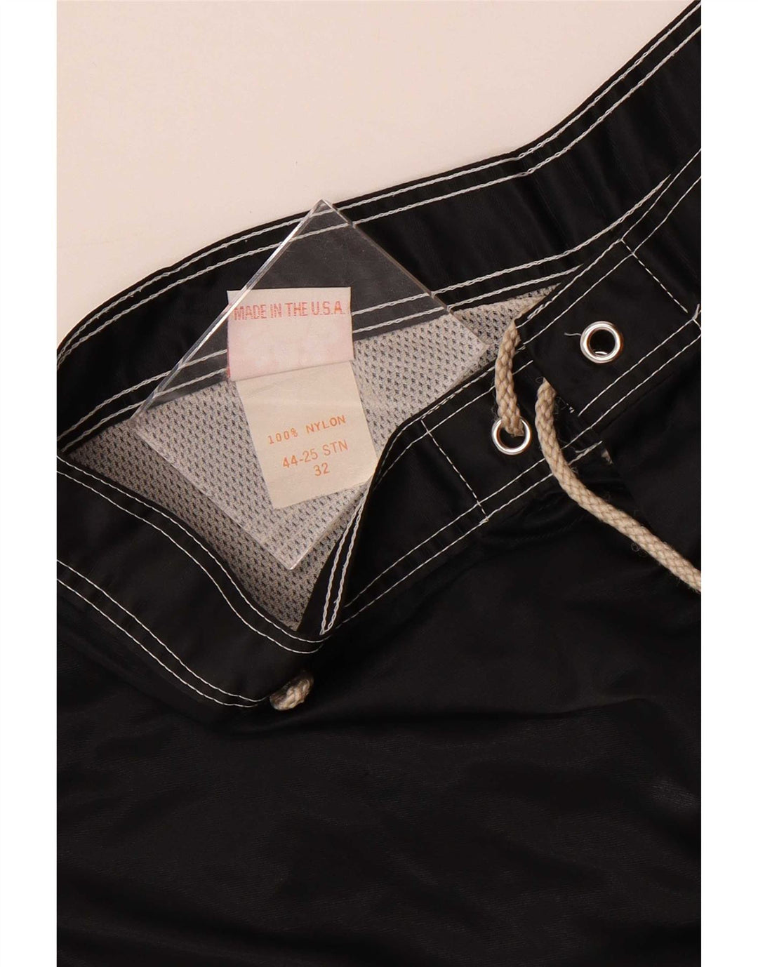 Pantaloncini da bagno da uomo Sundek nylon color block medio nero