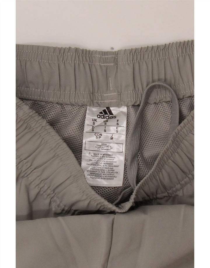 Pantaloncini sportivi da uomo Adidas piccoli in poliestere grigio