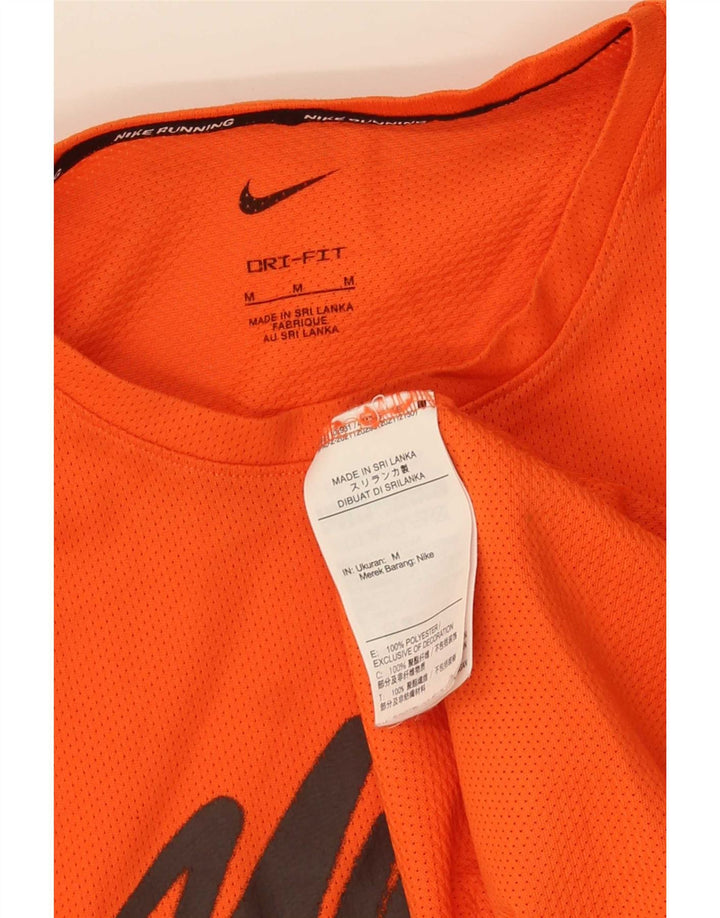 T-shirt grafica Nike Dri Fit da uomo in poliestere arancione medio