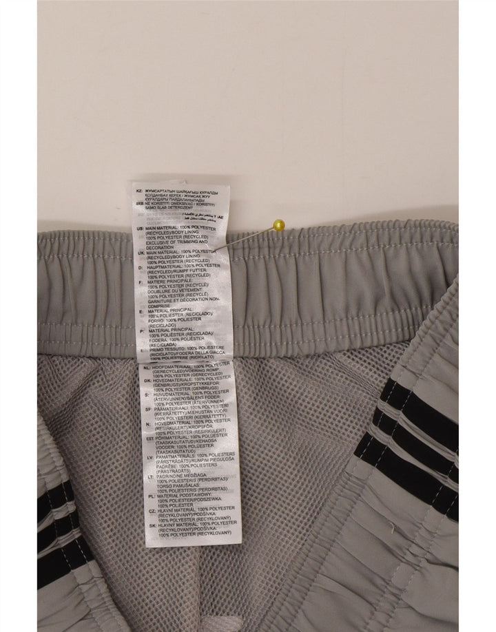 Pantaloncini sportivi da uomo Adidas piccoli in poliestere grigio