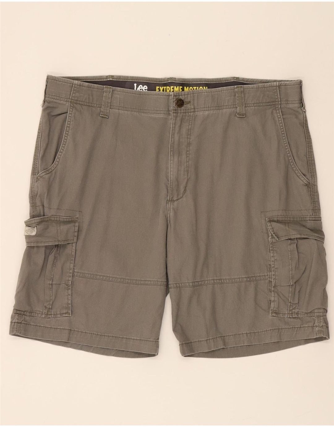 LEE Mens Extreme Motion Cargo Shorts W42 2XL Grey Cotton Vintage Lee and Second-Hand Lee from Messina Hembry 
