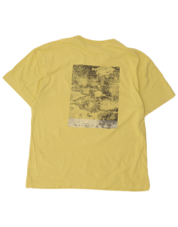 T-shirt grafica da uomo Comfort Fit Calvin Klein, cotone giallo medio