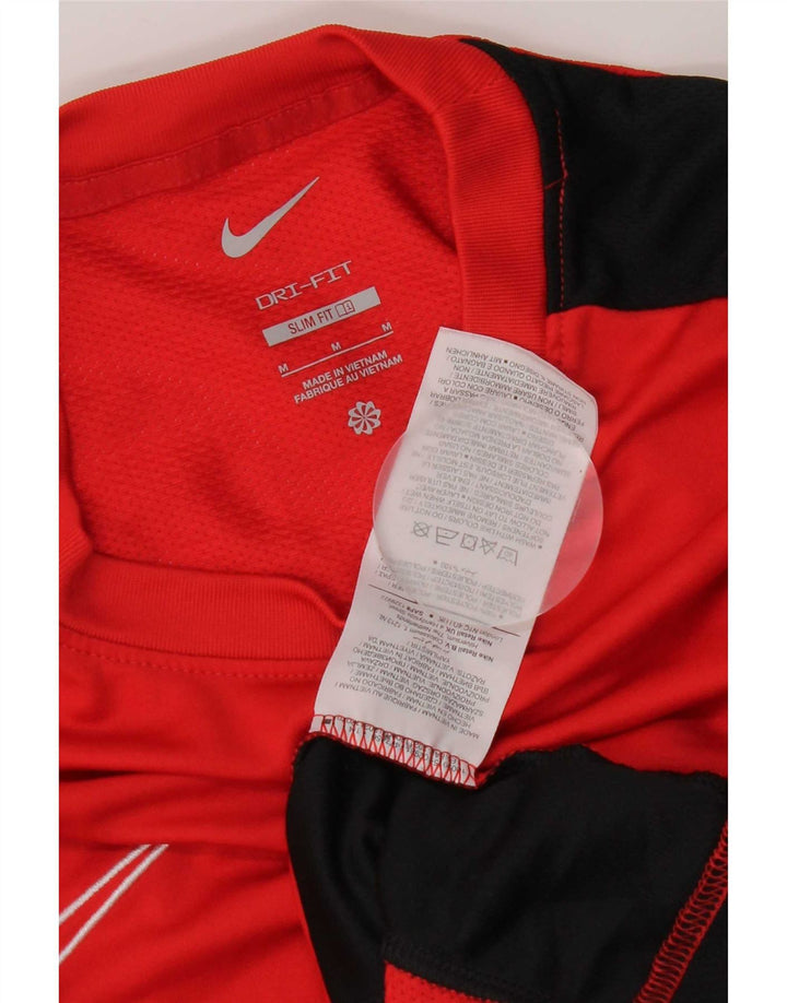 T-shirt Nike da uomo Dri Fit Slim Top in poliestere color block rosso medio