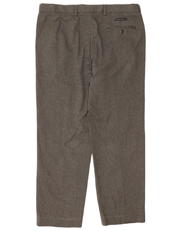 Pantaloni da abito regolari da uomo Marks & Spencer W36 L29 Poliestere a quadri grigi