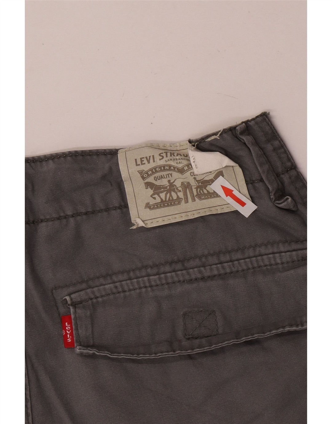 Pantaloncini cargo Levi's per ragazzi 13-14 anni W27 in cotone grigio
