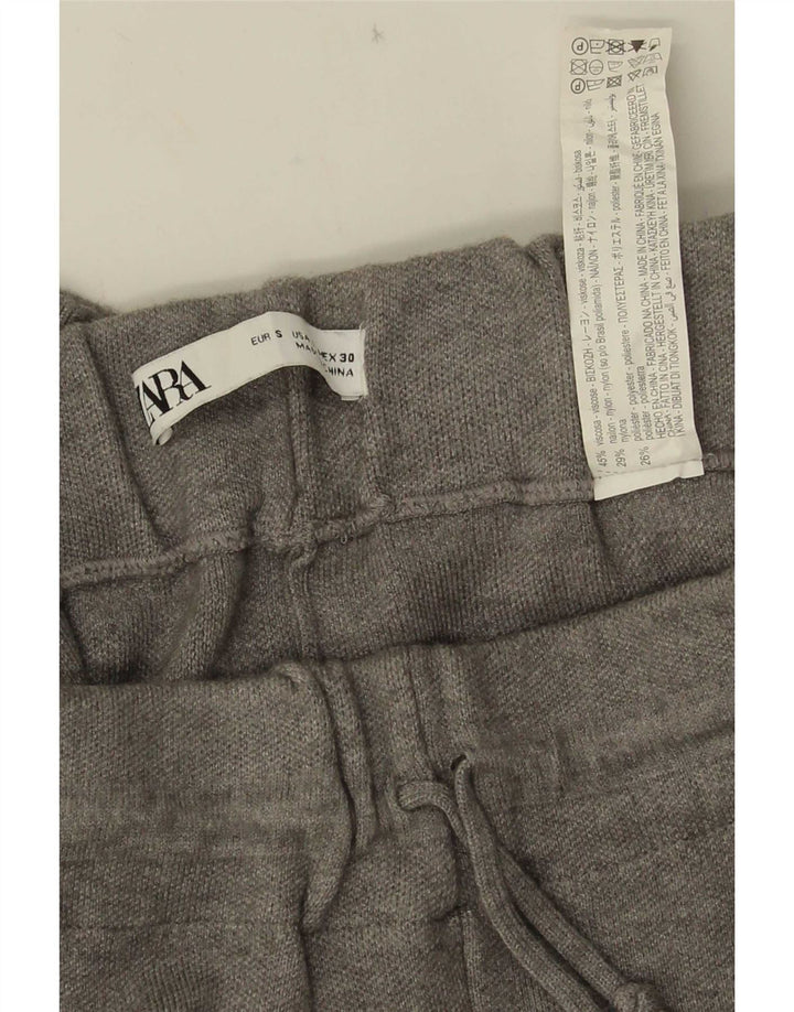 Pantaloni da tuta Zara da uomo Joggers piccoli in viscosa grigia