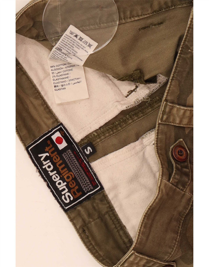 Pantaloncini cargo da donna Superdry Small W30 cotone mimetico verde