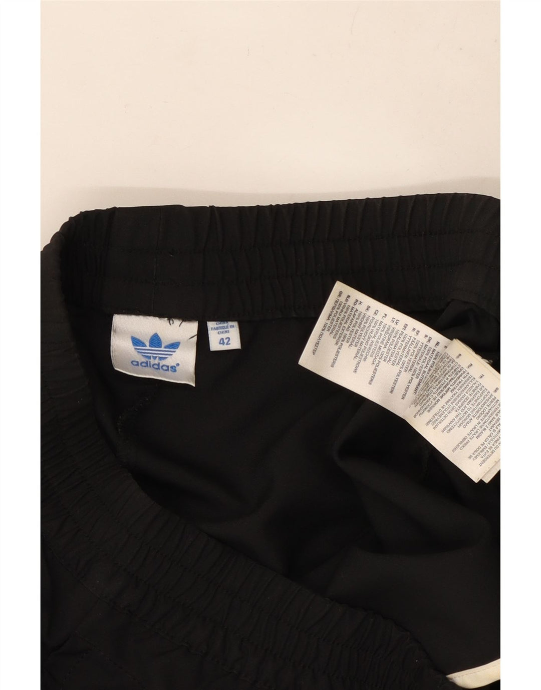 Pantaloncini sportivi Adidas da donna IT 42 Medium Nero Poliestere