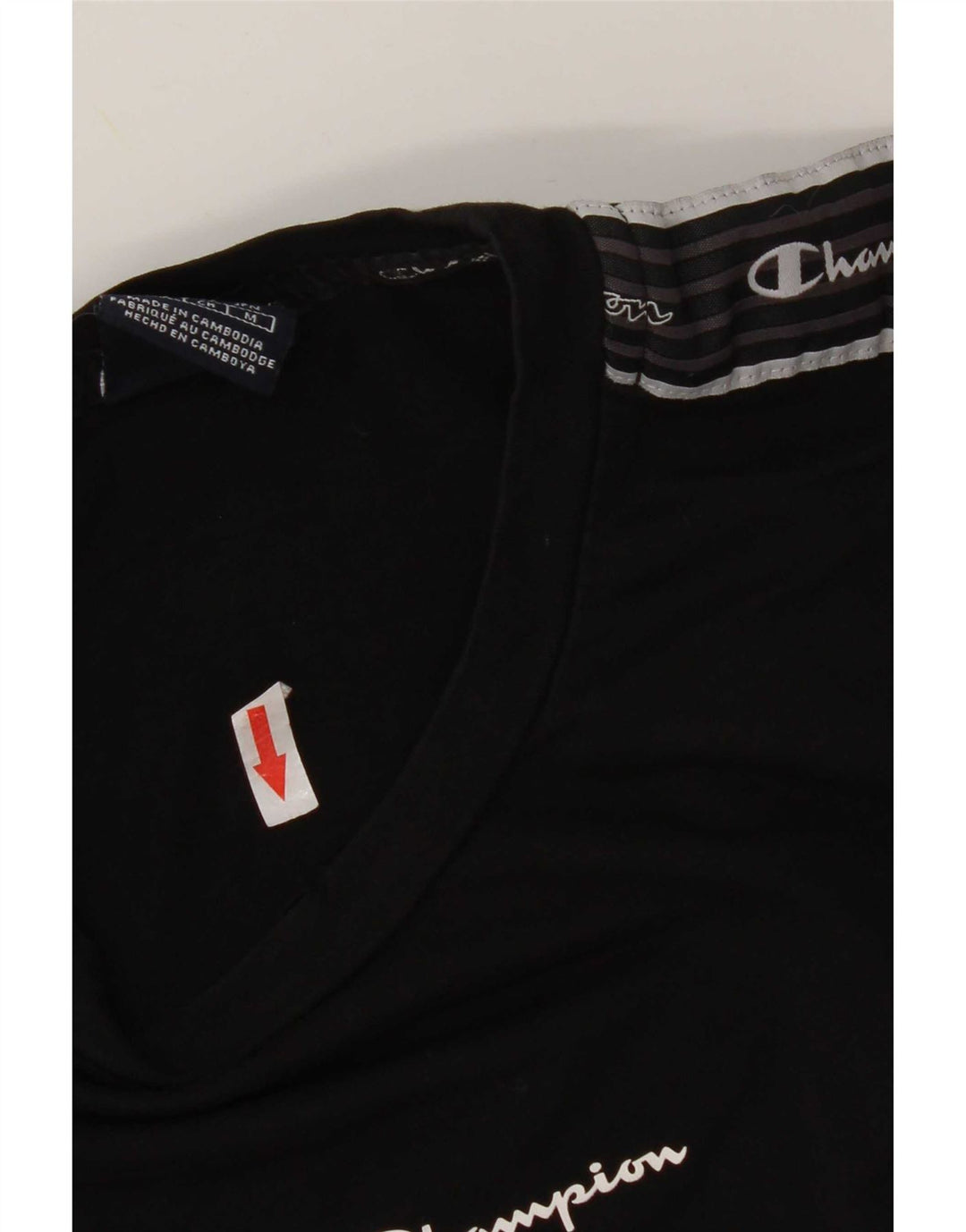 T-shirt grafica da donna Champion Top UK 10 piccola nera