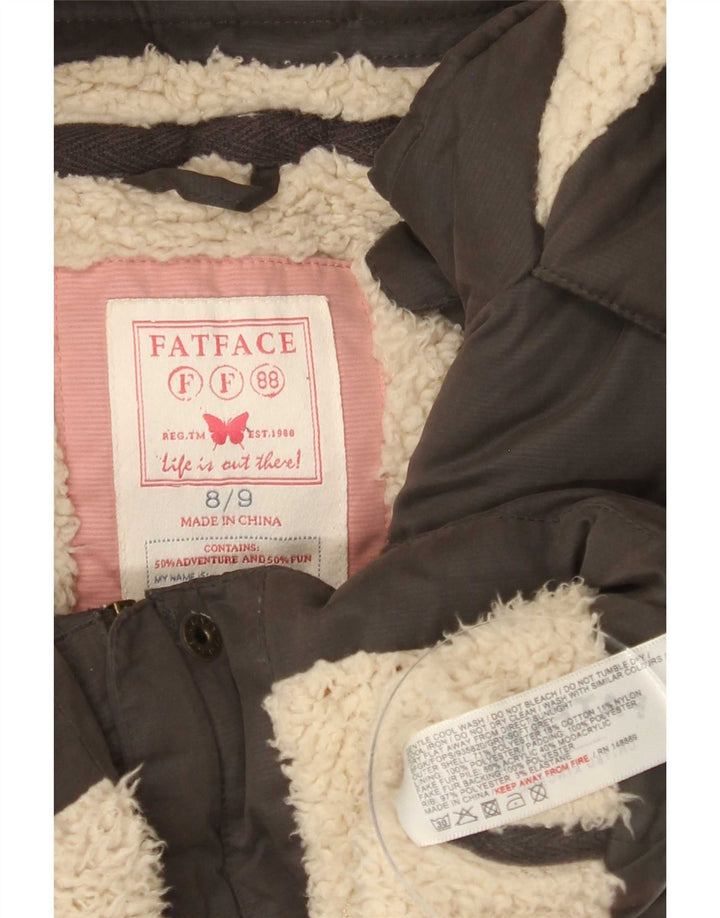 Giacca imbottita con cappuccio per ragazze Fat Face 8-9 anni in poliestere marrone