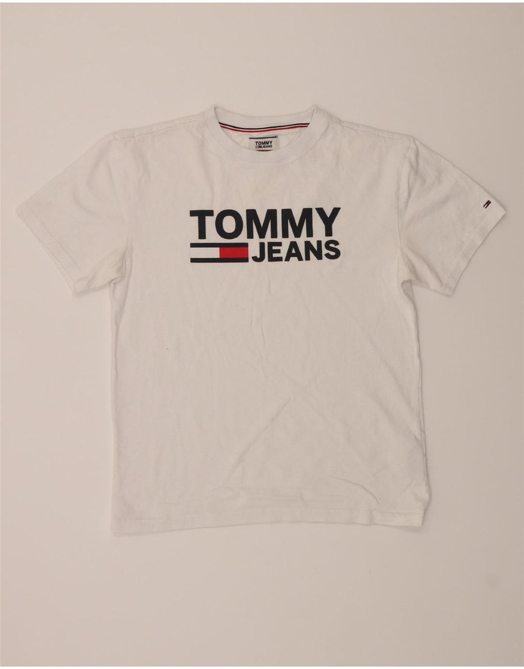 TOMMY HILFIGER Mens Graphic T-Shirt Top Medium White Cotton Vintage Tommy Hilfiger and Second-Hand Tommy Hilfiger from Messina Hembry 
