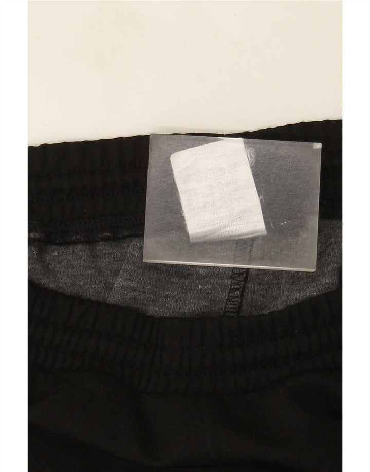 Pantaloni da tuta da uomo Umbro Joggers medio poliestere nero
