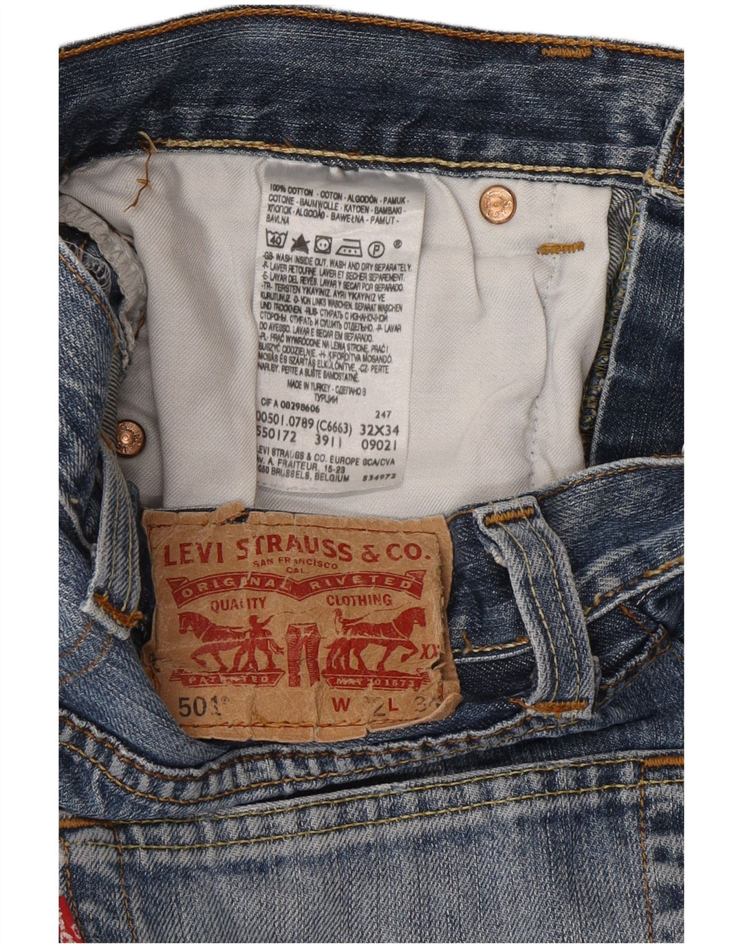 Pantaloncini di jeans Levi's 501 da donna W32 grandi in cotone blu