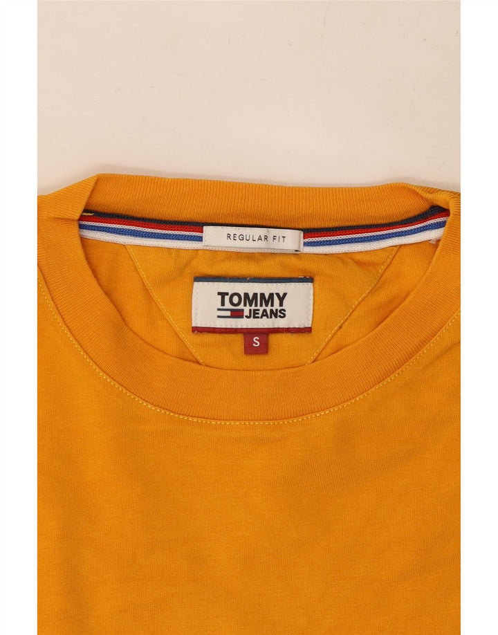 TOMMY HILFIGER T-shirt grafica da uomo con vestibilità regolare, piccola, in cotone giallo