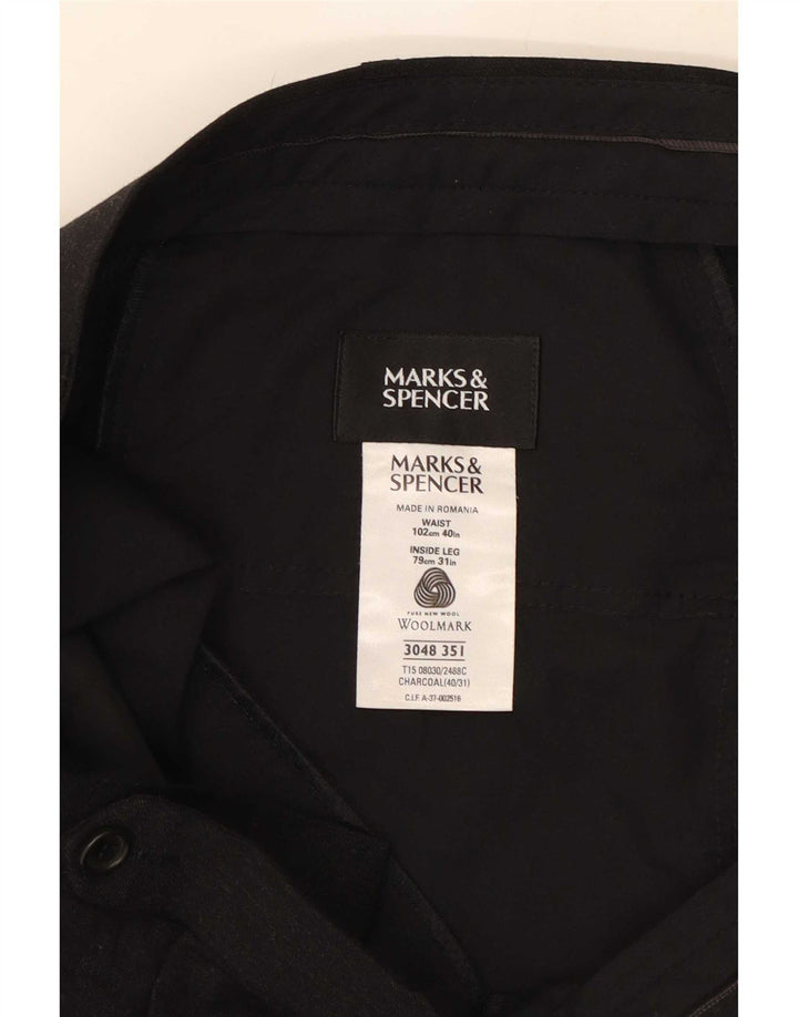 Pantaloni da abito dritti da uomo Marks & Spencer W40 L31 lana grigia