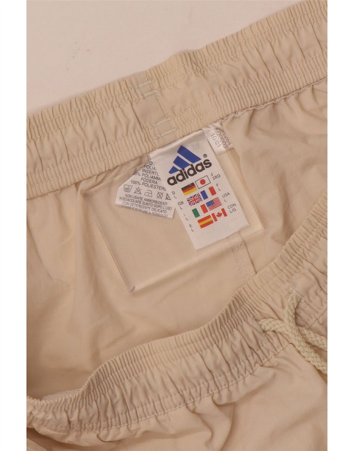 Pantaloncini sportivi grafici da uomo Adidas grandi in poliestere bianco sporco