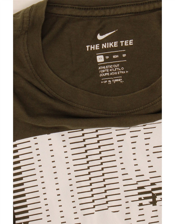 T-shirt grafica Nike da uomo con taglio atletico XS Khaki