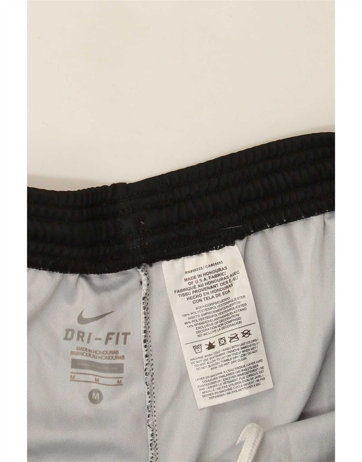 Pantaloncini sportivi Nike Dri Fit da uomo di colore nero medio