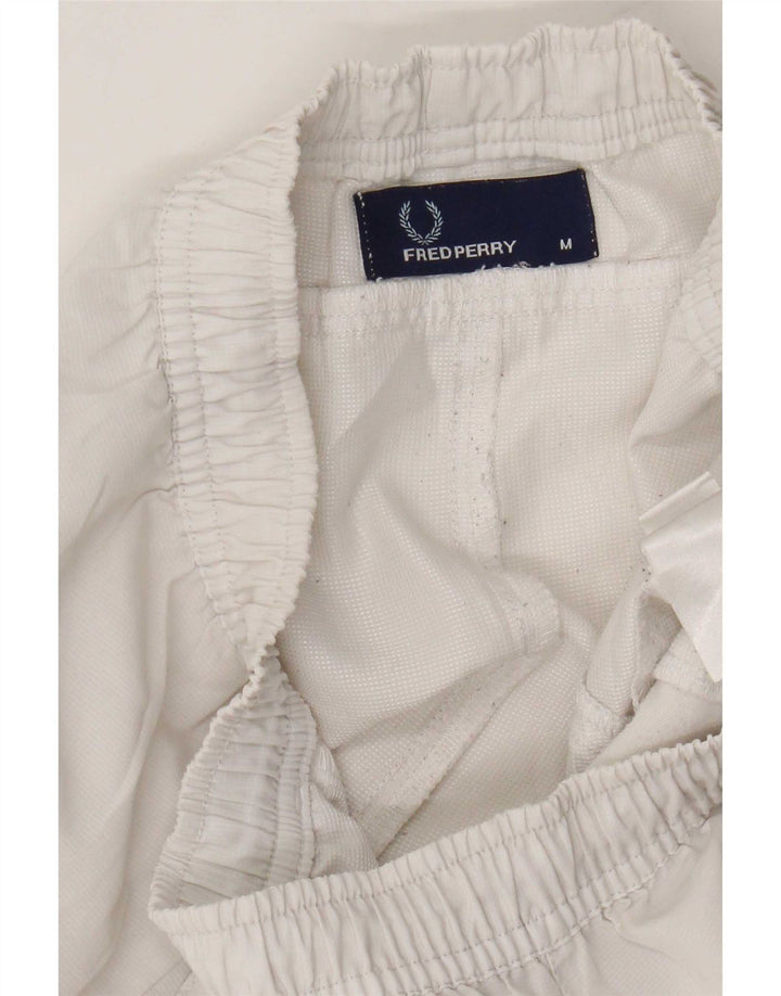 Pantaloncini sportivi da uomo con vestibilità regolare Fred Perry, poliestere bianco medio