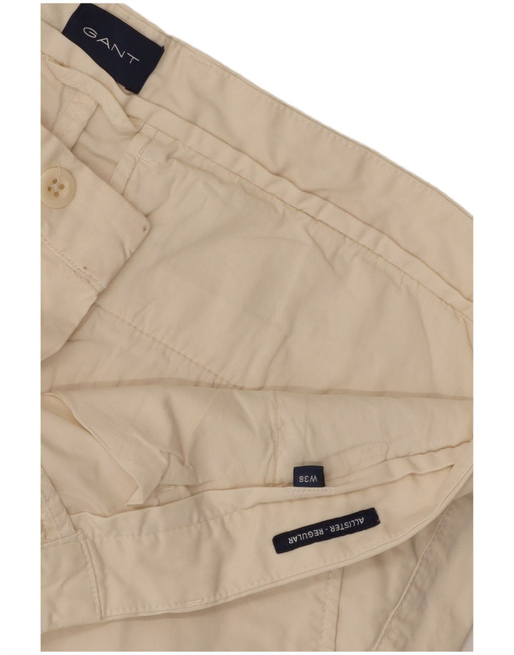 Pantaloncini chino da uomo con vestibilità regolare Gant W38 XL in cotone bianco sporco