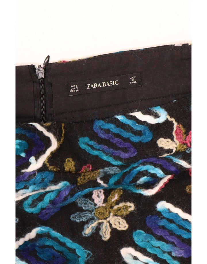 Minigonna Zara da donna piccola W26 nera floreale