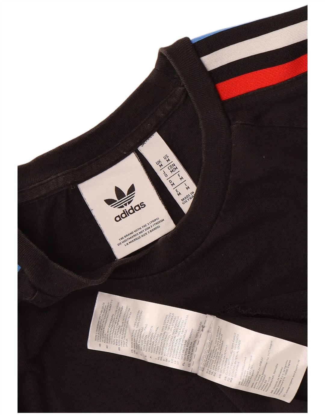 T-shirt grafica da uomo Adidas Top in cotone nero medio