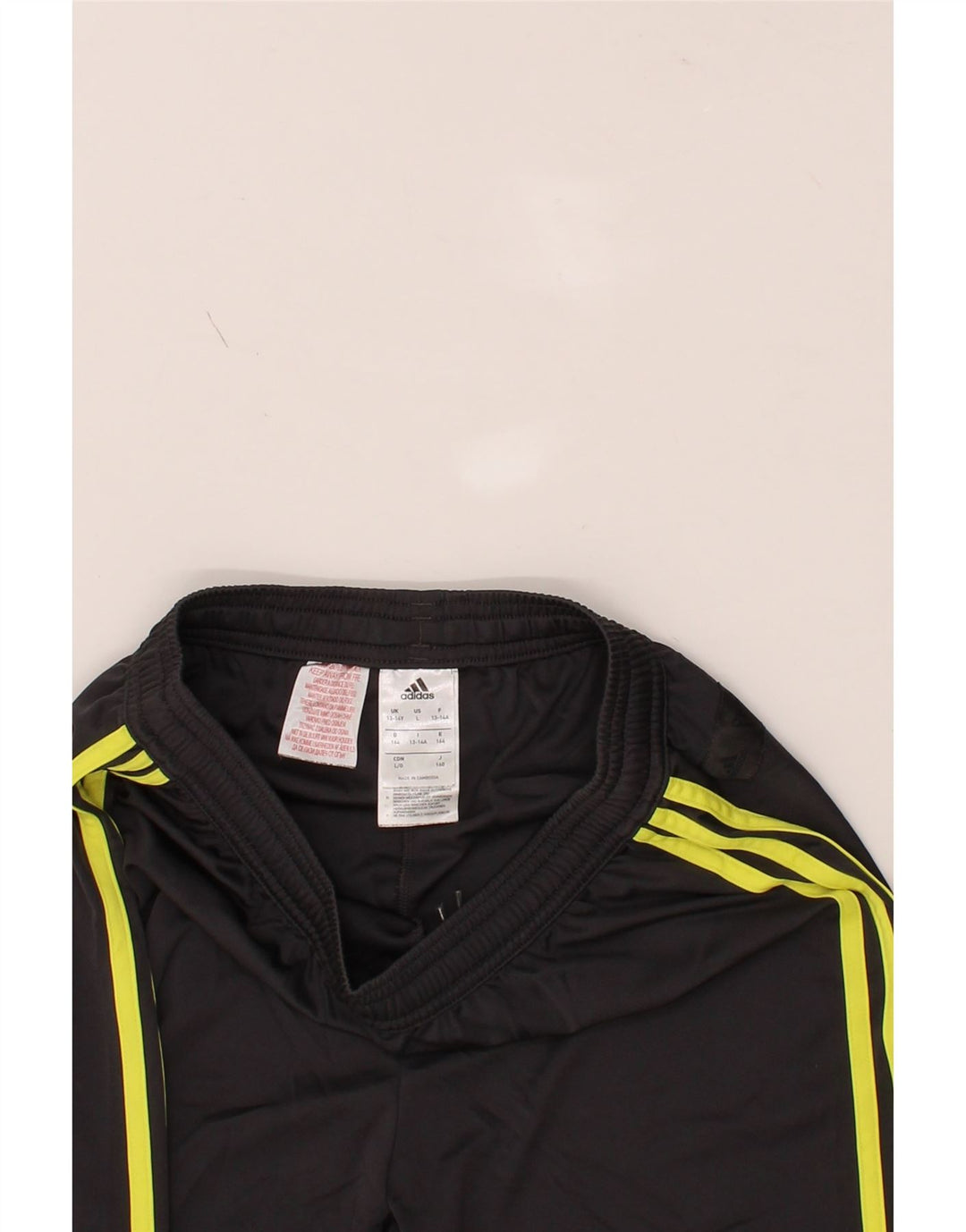 ADIDAS Boys Juventus Sport Shorts 13-14 Years Grey Polyester Vintage Adidas and Second-Hand Adidas from Messina Hembry 