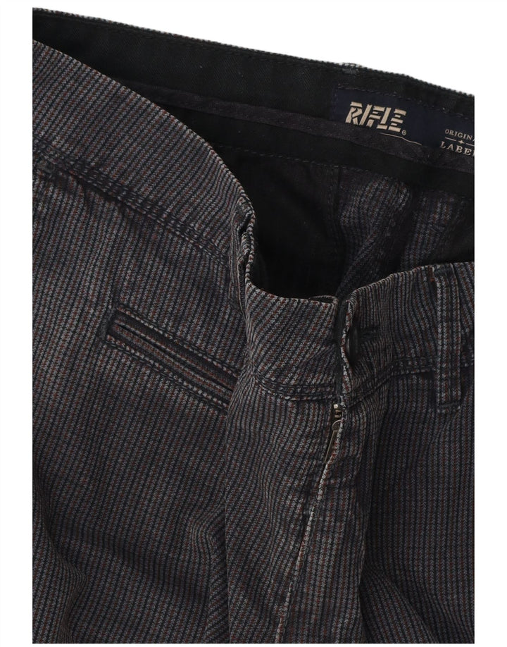 Pantaloni chino slim da uomo Rifle W32 L33 blu navy a quadri