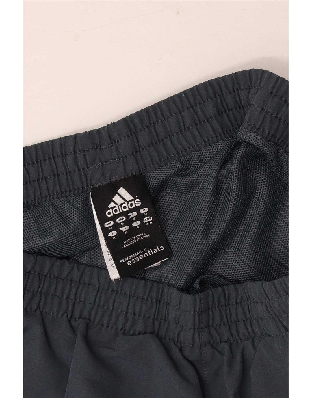 Pantaloncini sportivi da uomo Adidas medi sportivi in poliestere blu navy