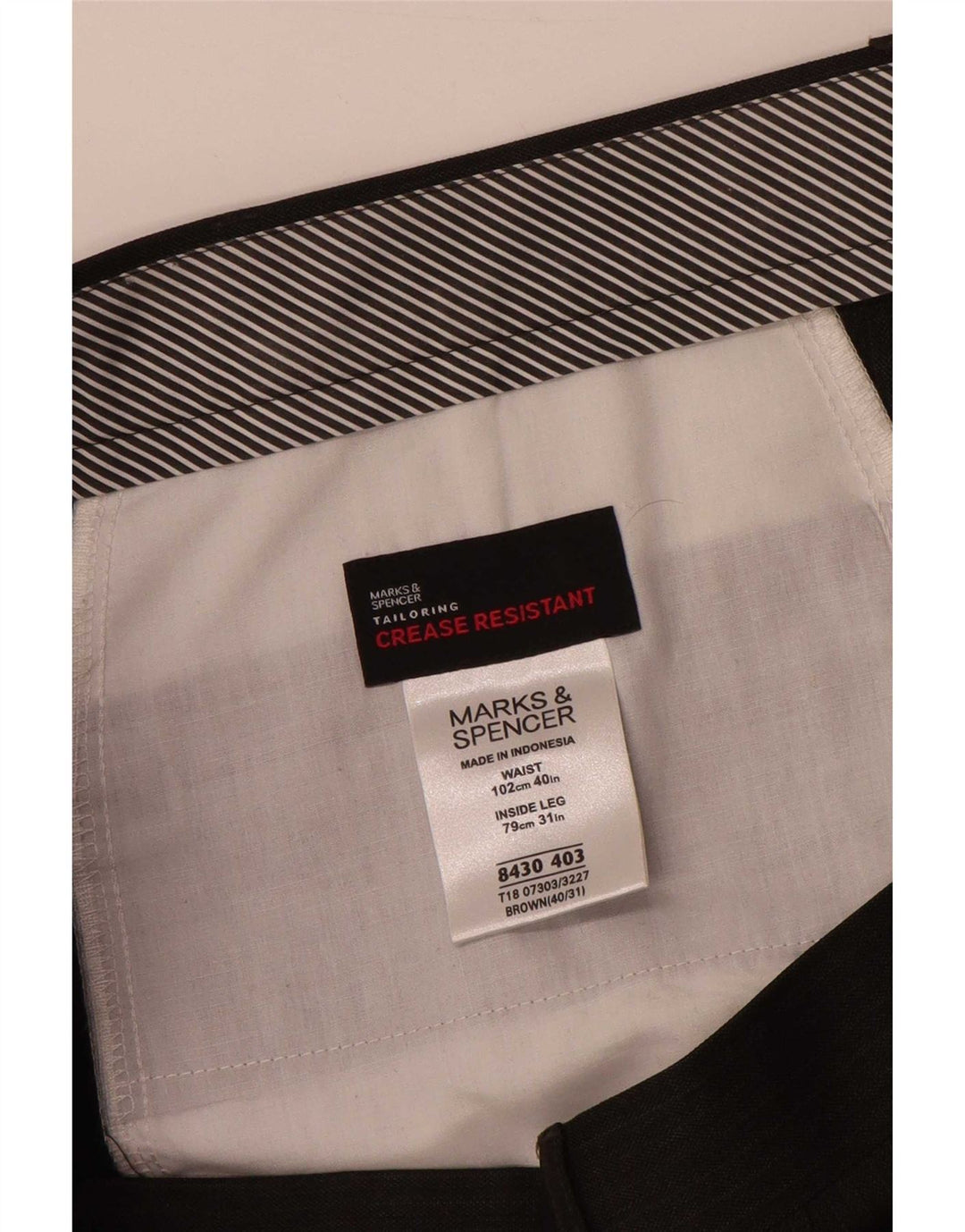 Pantaloni da abito con pegging da uomo Marks & Spencer W40 L31 Poliestere a righe marroni