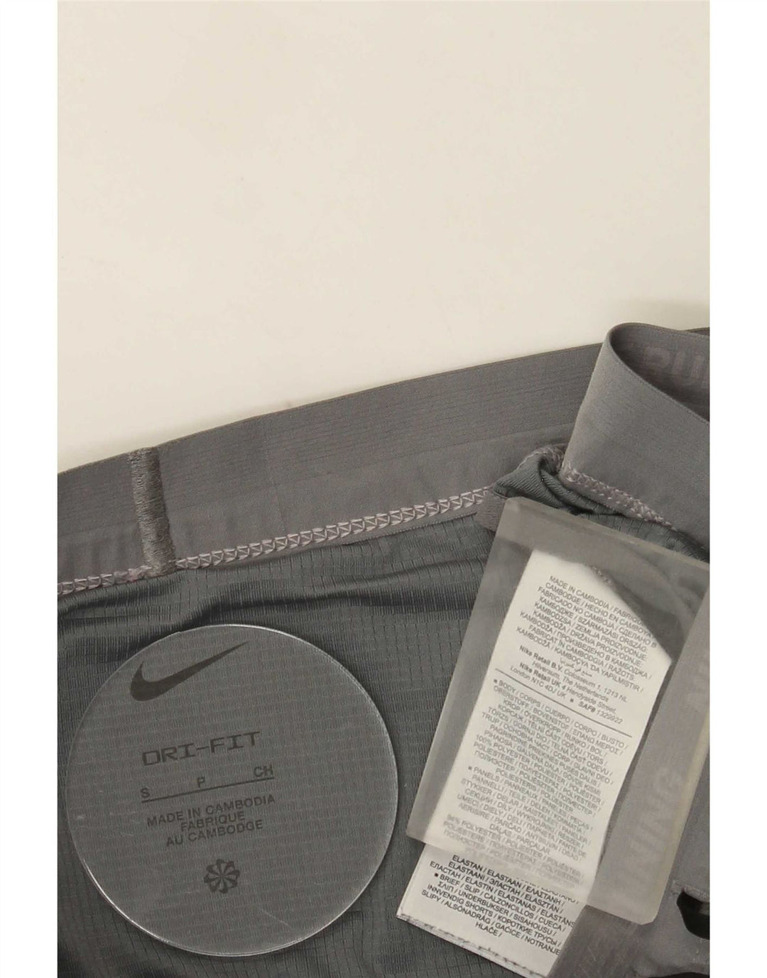Pantaloncini sportivi Nike Dri Fit da uomo piccoli in poliestere grigio