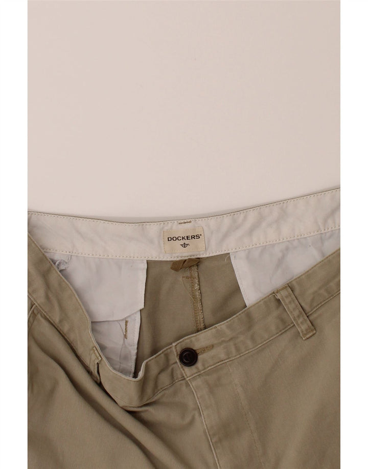 DOCKERS Mens Cargo Shorts W34 Large Beige Vintage Dockers and Second-Hand Dockers from Messina Hembry 