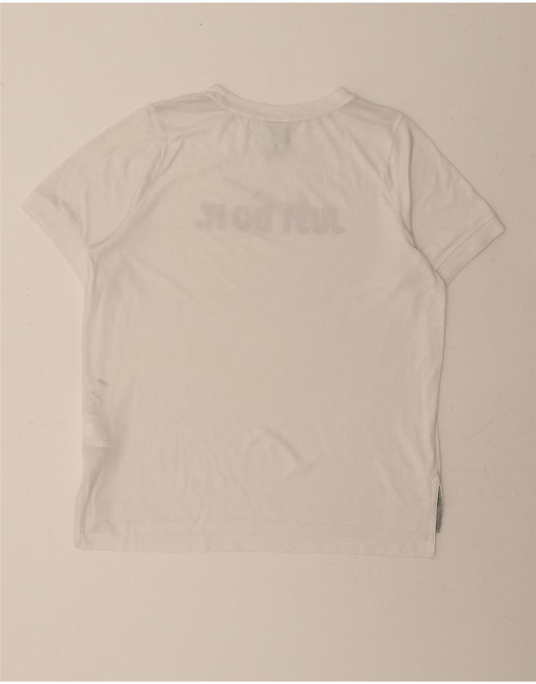 NIKE Womens Graphic T-Shirt Top UK 14 Medium White Polyester Vintage Nike and Second-Hand Nike from Messina Hembry 