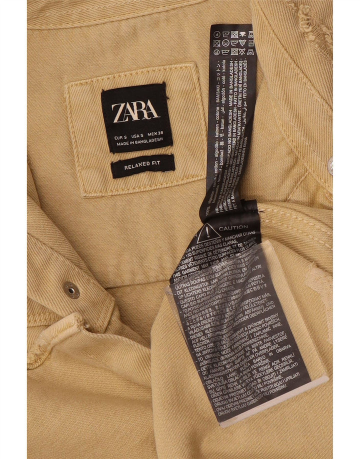 Camicia Zara da uomo in denim dalla vestibilità comoda e invecchiata, piccola, in cotone beige