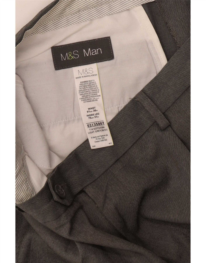 Pantaloni da abito con pegging da uomo Marks & Spencer W36 L31 poliestere grigio