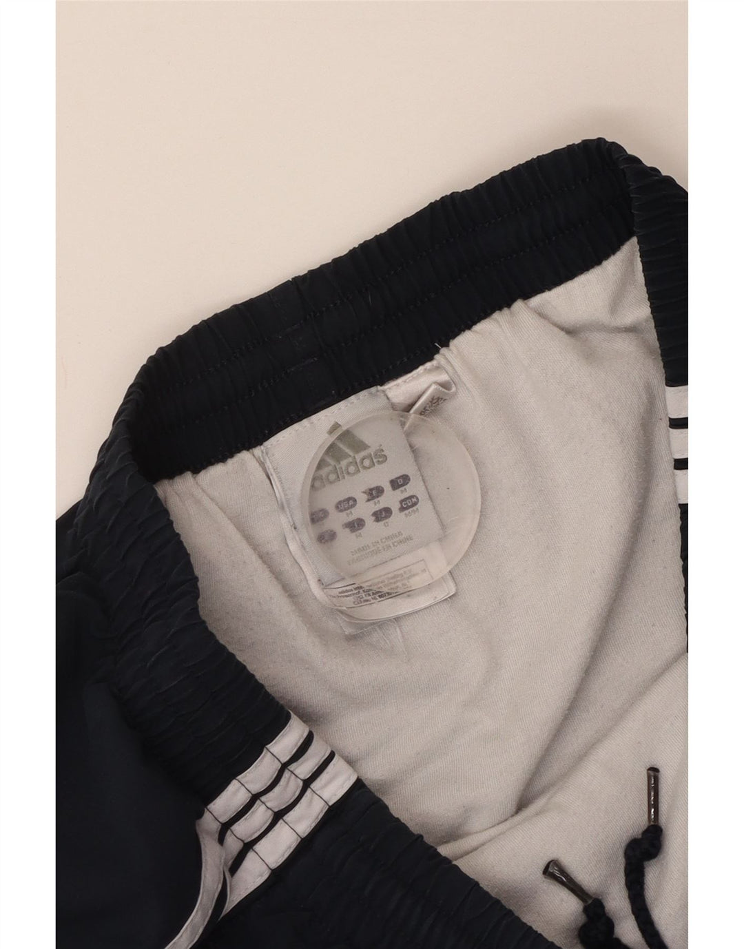 Pantaloncini sportivi da uomo Adidas medi in poliestere blu navy