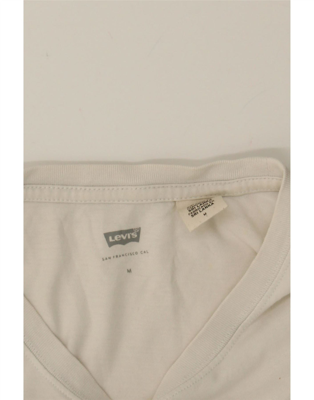 LEVI'S Womens Oversized Crop Graphic T-Shirt Top UK 14 Medium White Cotton Vintage Levi's and Second-Hand Levi's from Messina Hembry 