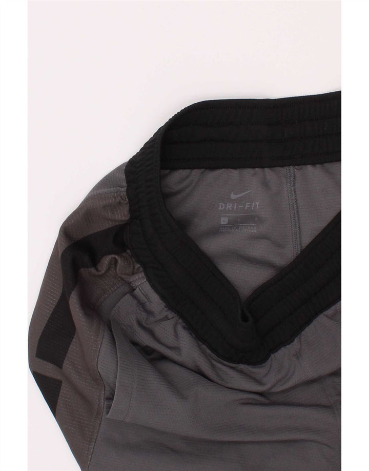 Pantaloncini sportivi Nike da ragazzo Dri Fit Graphic 12-13 anni, poliestere grande grigio