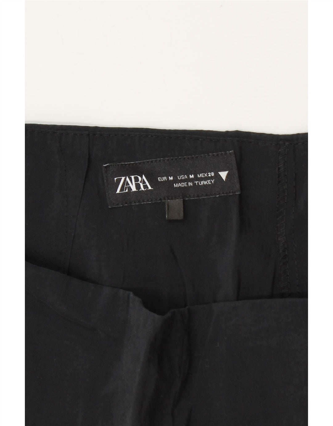 Mini gonna corta ZARA da donna UK 12 media nera