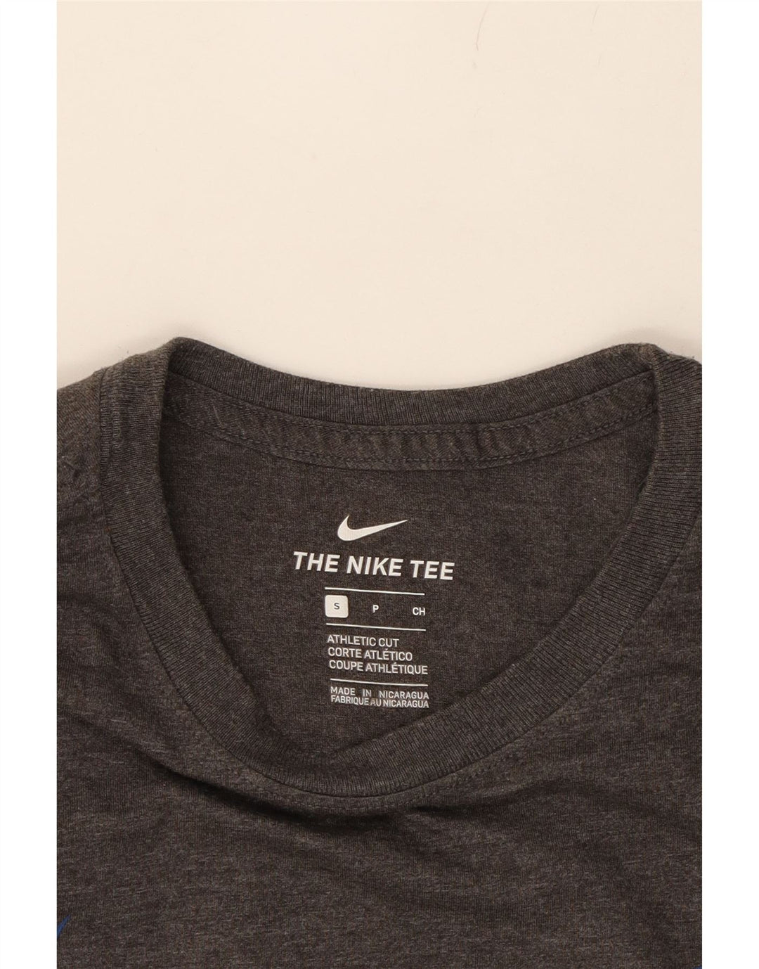 NIKE Mens Athletic Cut Graphic T-Shirt Top Small Grey Vintage Nike and Second-Hand Nike from Messina Hembry 