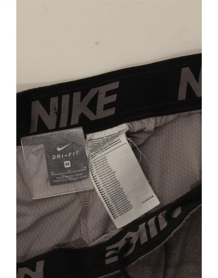 Pantaloncini sportivi Nike Dri Fit da uomo in poliestere grigio medio