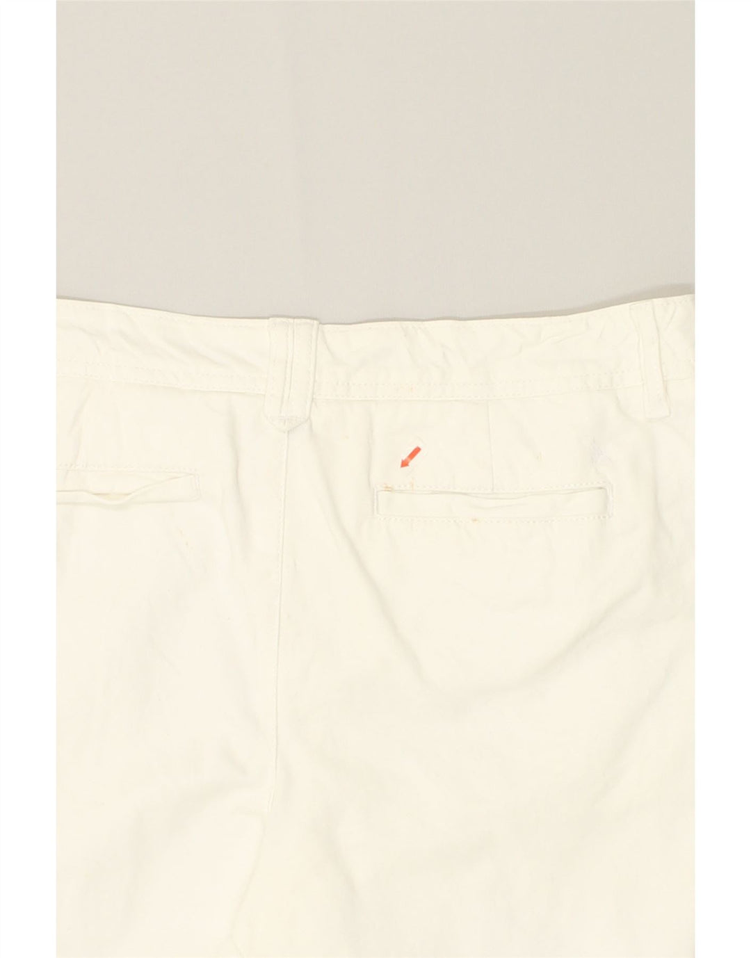 EDDIE BAUER Womens Chino Shorts US 8 Medium W32  White Cotton | Vintage Eddie Bauer | Thrift | Second-Hand Eddie Bauer | Used Clothing | Messina Hembry 