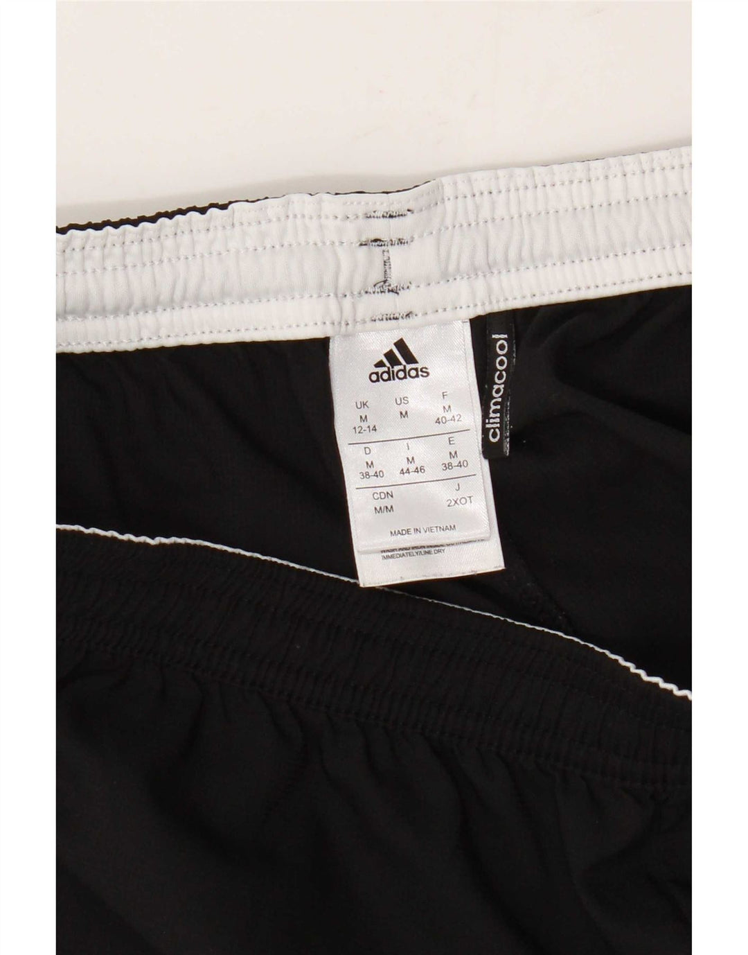 Pantaloncini sportivi Adidas Climacool da donna UK 12/14 Poliestere nero medio